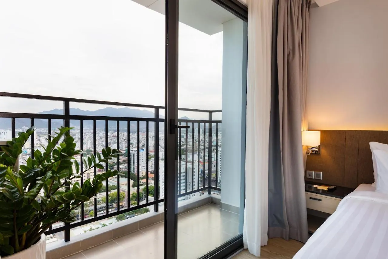 Dqua Hotel نها ترانج