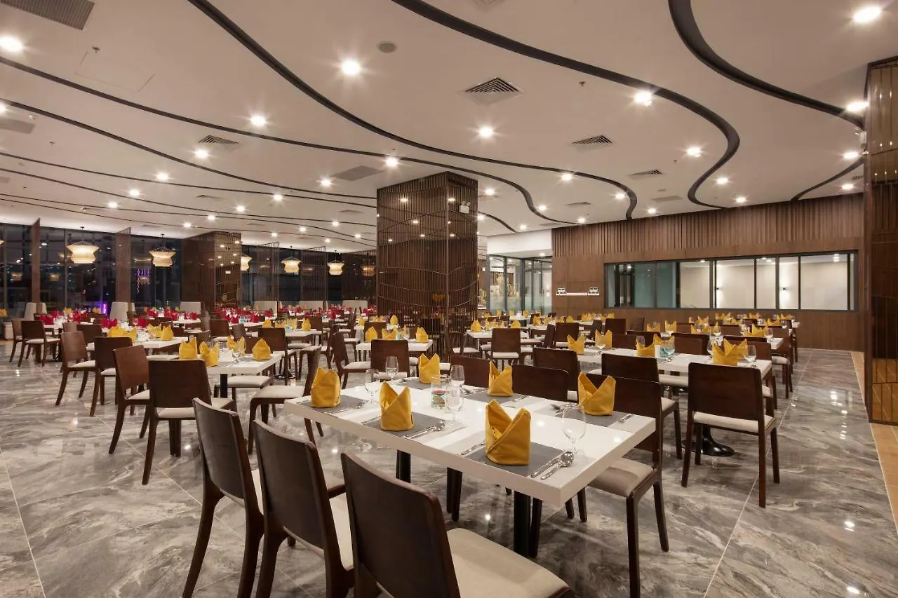 Dqua Hotel نها ترانج